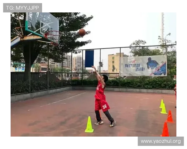 球友体育官网提供专业的篮球训练教程和实用技巧提升你的比赛表现